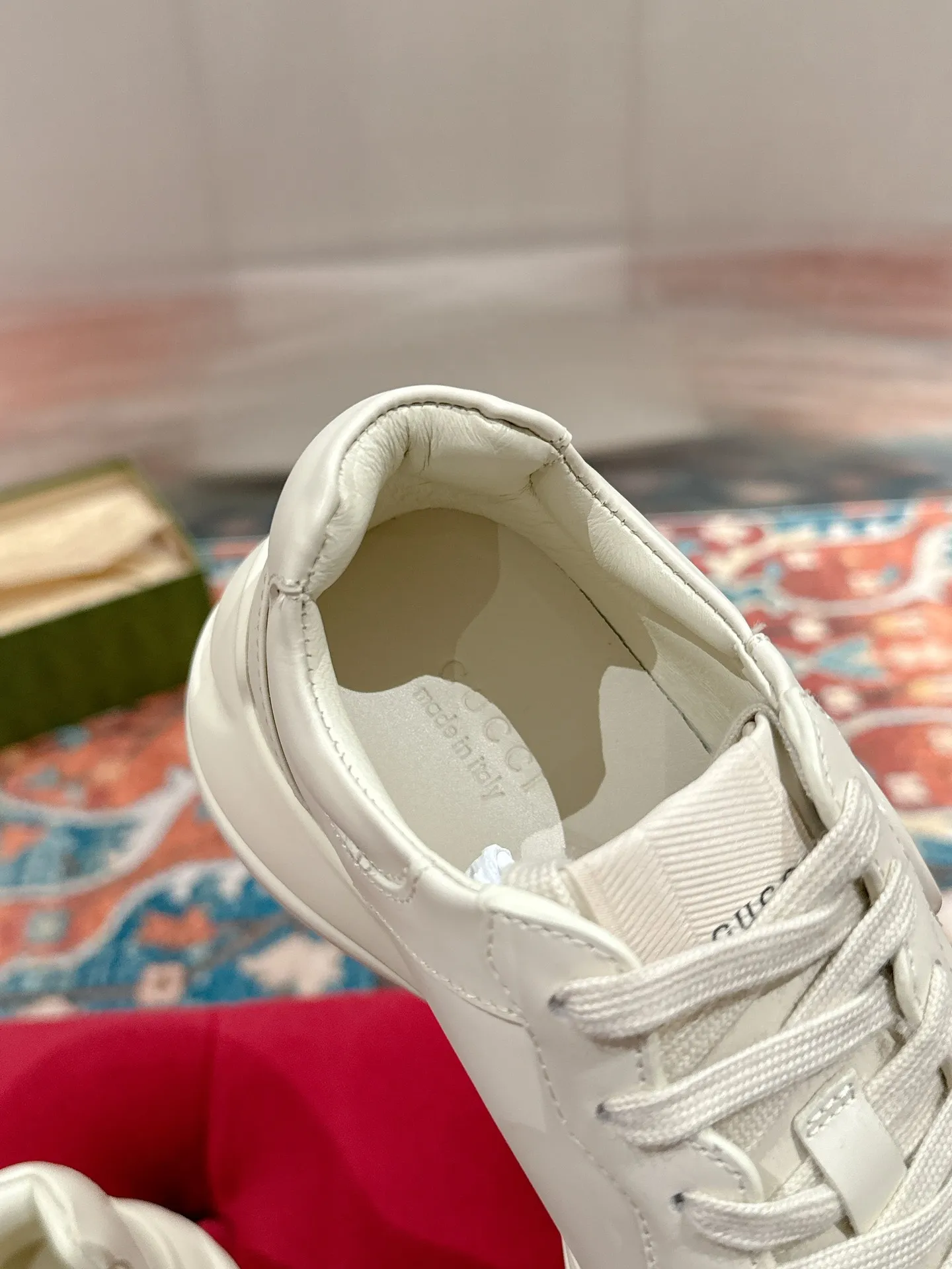 👟👟Ex-factory price 700👟👟 Men's size +10 🇮🇹Italy🇮🇹Gucci GUCCI🇮🇹Dad shoes (purchase level) (original replica) 👑 The original version purchased by Taikoo Hui has been continuously improved and upgraded in details, from the packaging of the shoes - anti-counterfeiting markings - shoe box accessories - fabric optimization - outsole technology - stitching and routing - oil edge technology. We do our best ◼️ Outsole: original plate molding ◼️ Upper: original grade A imported cowhide 🐮 ◼️ lining: original grade A mixed sheepskin 🐑 ◼️ Feet: original grade A mixed sheepskin 🐑 ◼️ Medium and low belt LOGO + original injection molding foot technology + original lasting technology ◼️ Original full set of customized packaging (anti-counterfeiting chip + a cloth bag + GUCCI card envelope + electronic invoice with credit card slip + shoelaces) ◼️ All details of the higher version are consistent with the original version (note the comparison) ◼️ Code number: 35-40 for women and 39-44 for men